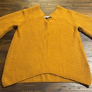 Gibson Latimer Golden Knit V-Neck Boho Sweater